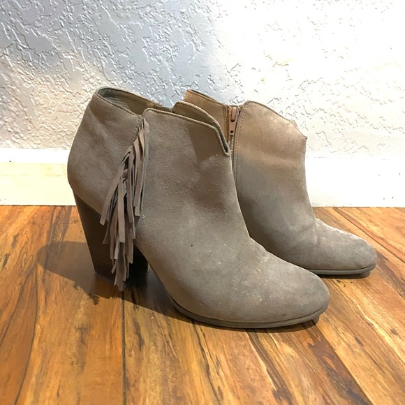 Carlos Santana size 10 ankle boots with heel - Picture 2 of 3